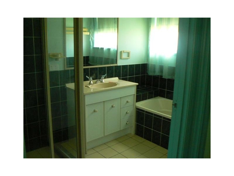 17 Shelley Street, Scarness QLD 4655