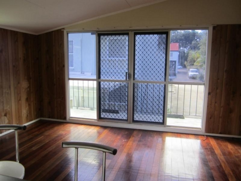 1A/110 Freshwater Street, Torquay QLD 4655