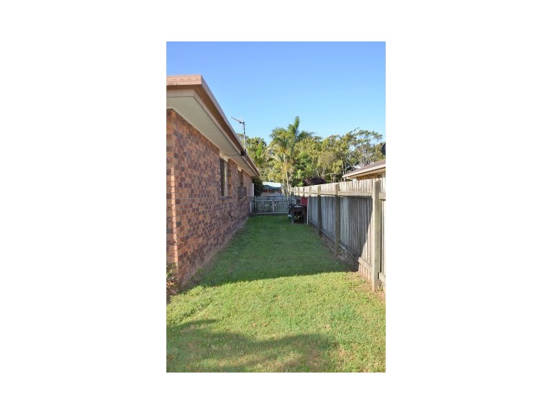 11 Honeysuckle Ave, Kawungan QLD 4655