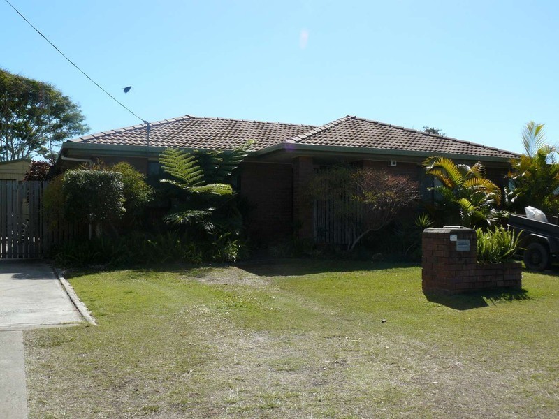 24 Colyton Street, Torquay QLD 4655