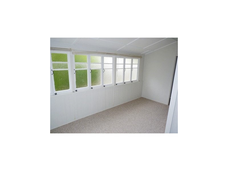 23 Mary, Scarness QLD 4655