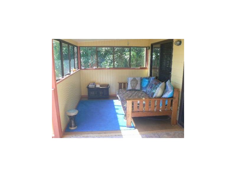 10 Carolyn, Dundowran QLD 4655