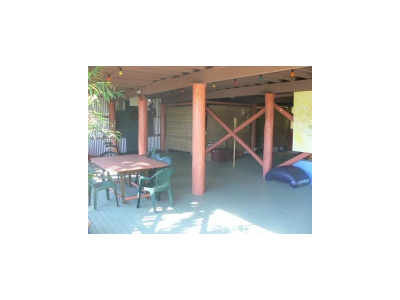 10 Carolyn, Dundowran QLD 4655