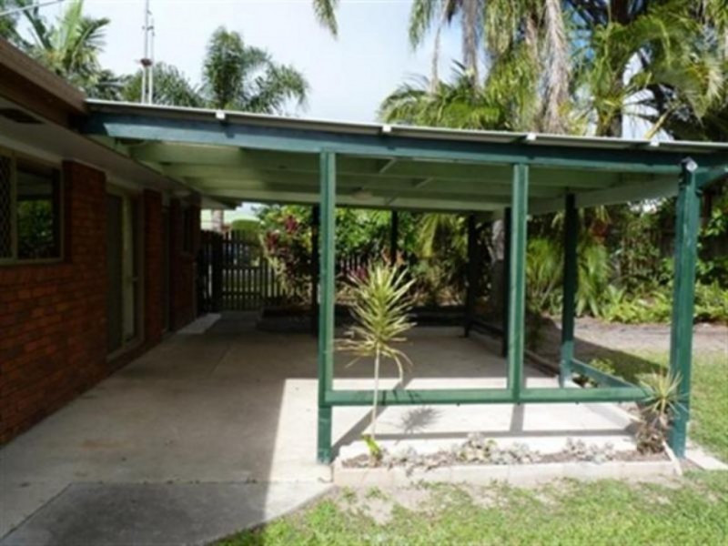 18 Goroka, Kawungan QLD 4655