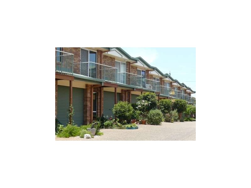 178 Torquay, Scarness QLD 4655