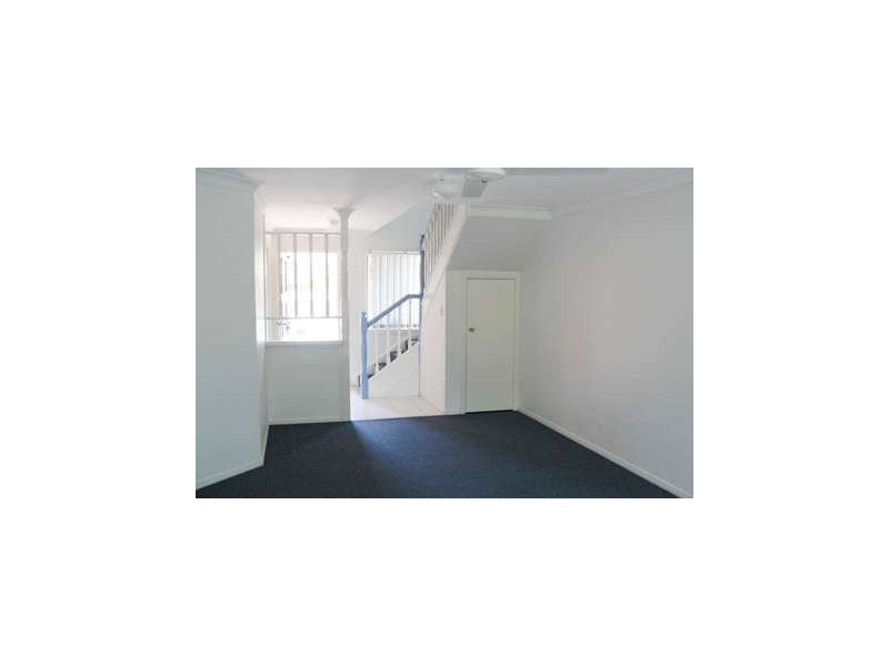 178 Torquay, Scarness QLD 4655