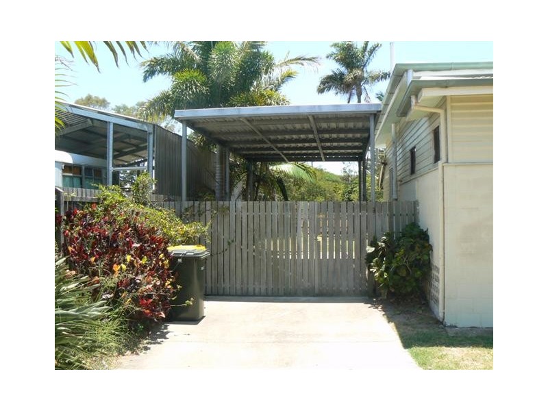 25 Zephyr Street, Scarness QLD 4655