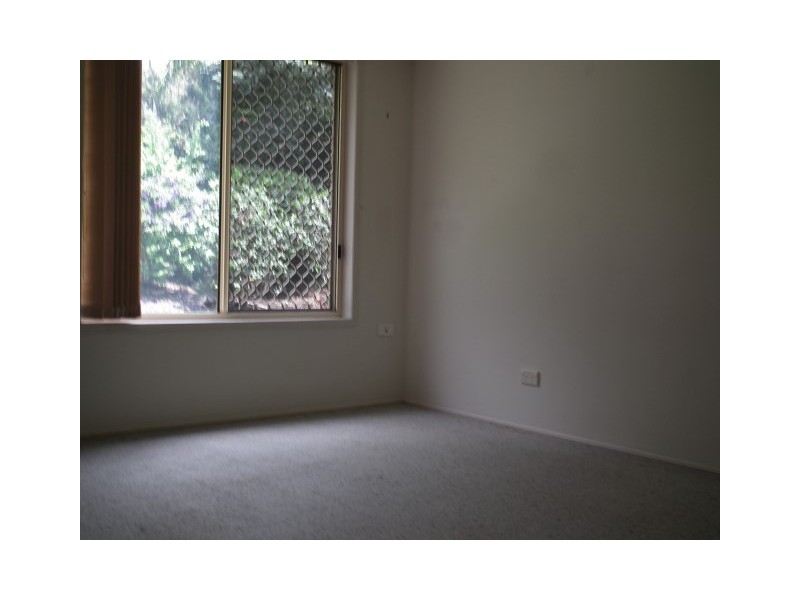 16 Daydream Court, Kawungan QLD 4655