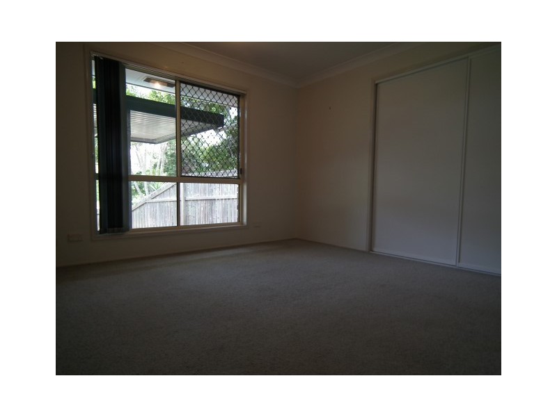 16 Daydream Court, Kawungan QLD 4655
