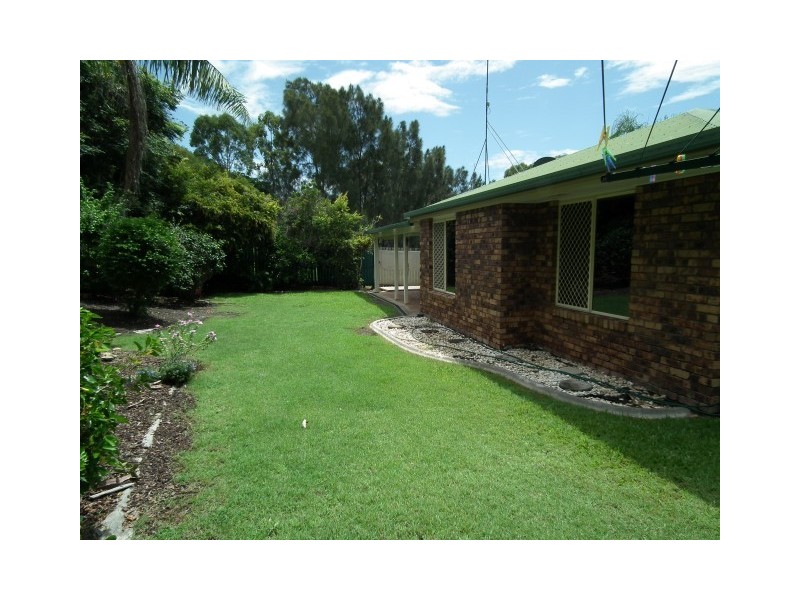 16 Daydream Court, Kawungan QLD 4655