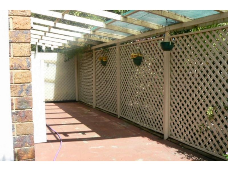 8 Crawford Drive, Dundowran QLD 4655