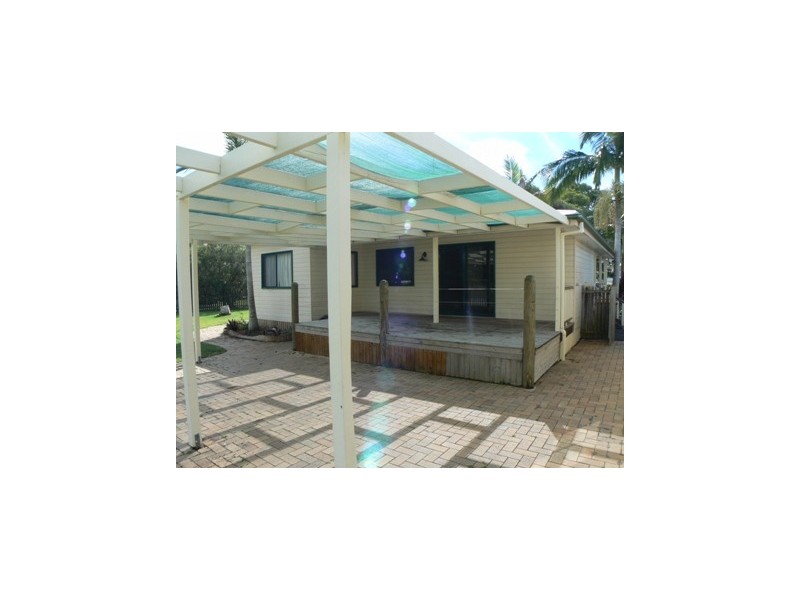 49 Ladbroke Drive, Urangan QLD 4655