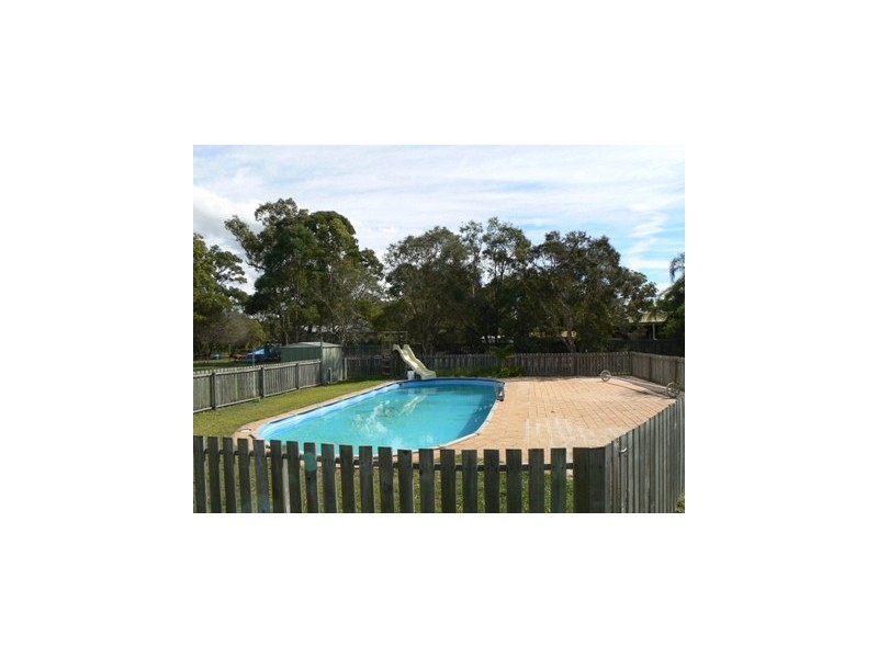49 Ladbroke Drive, Urangan QLD 4655
