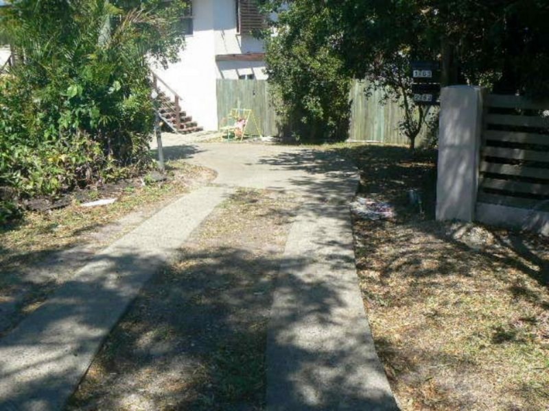 1/63 Queens Road, Scarness QLD 4655