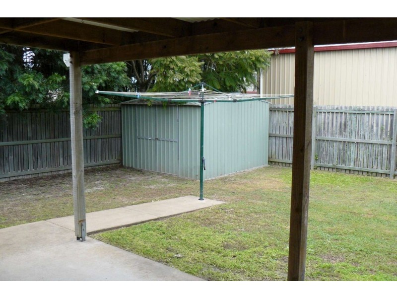 3 Satinay, Urangan QLD 4655