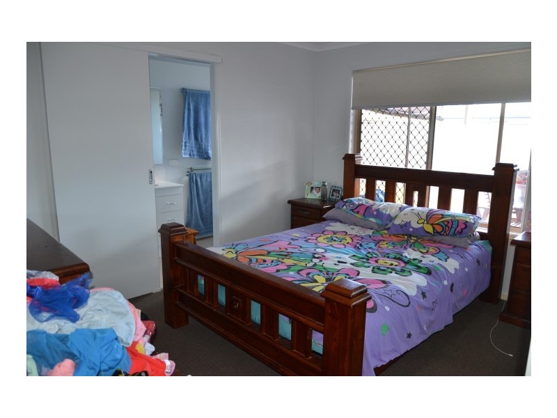 16 Parakeet Circuit, Kawungan QLD 4655