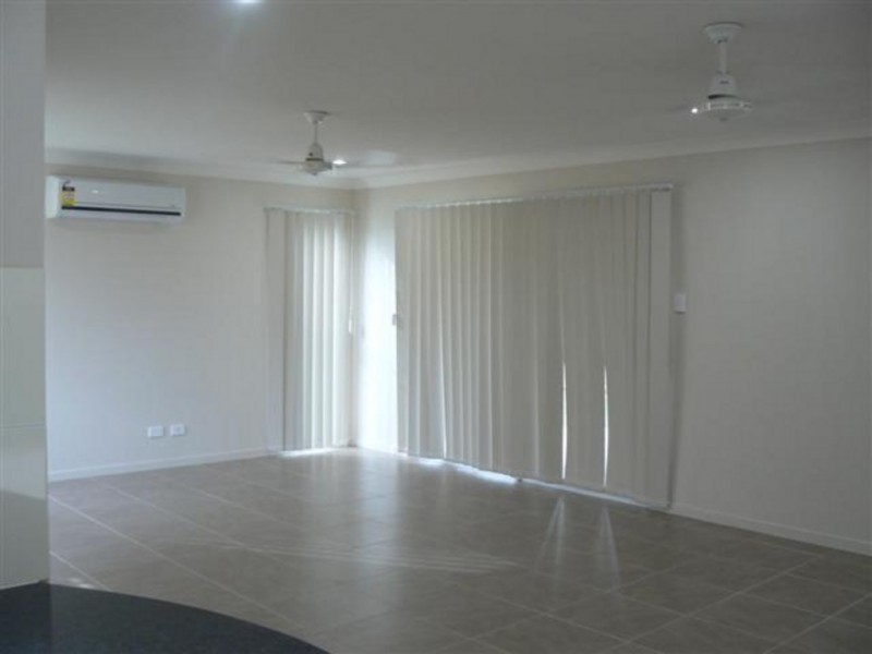 7 Aqua Court, Toogoom QLD 4655