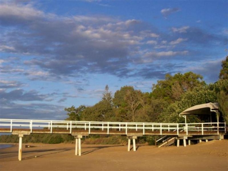 11 Banks Court, Torquay QLD 4655