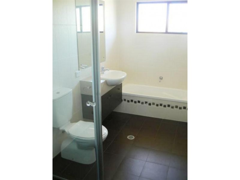 5/2 Barnstaple Street, Torquay QLD 4655