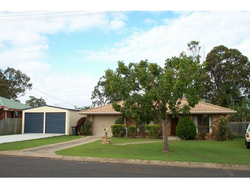 17 Harselaar Drive, Point Vernon QLD 4655