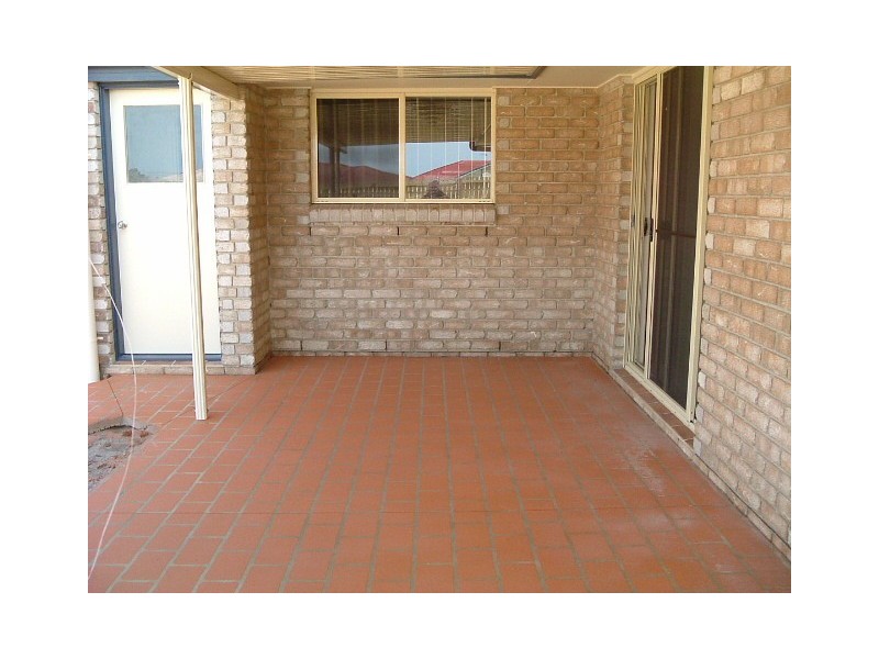 17 Spinnaker Drive, Point Vernon QLD 4655