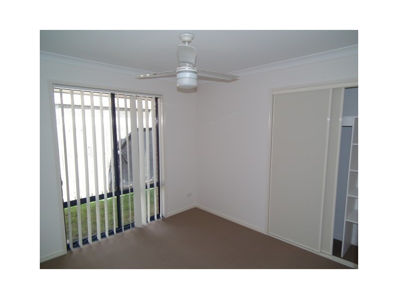 4 Cambridge Way, Urraween QLD 4655