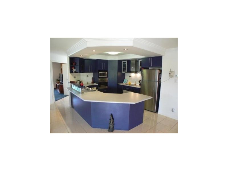 1 Noah Crt, Dundowran QLD 4655