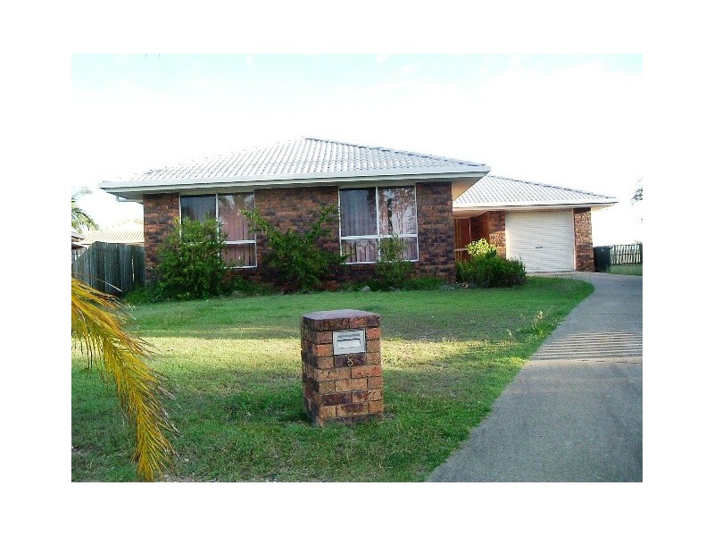 8 Lindeman Court, Kawungan QLD 4655