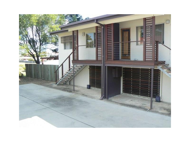 2/63 Queens Road, Scarness QLD 4655