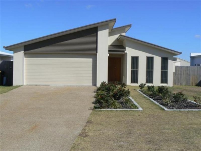 9 Swan View Court, Toogoom QLD 4655