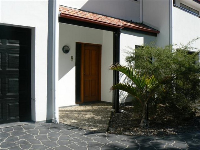 Unit 8, 179 Torquay Rd, Scarness QLD 4655