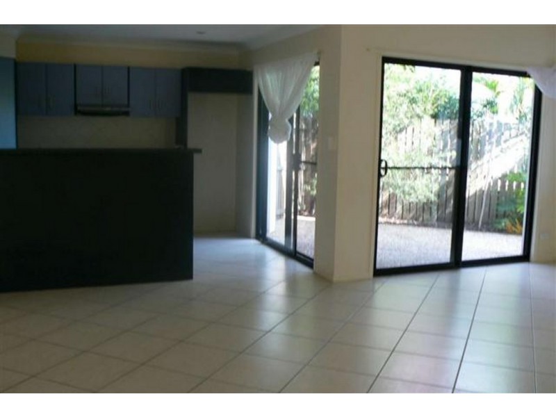 Unit 8, 179 Torquay Rd, Scarness QLD 4655