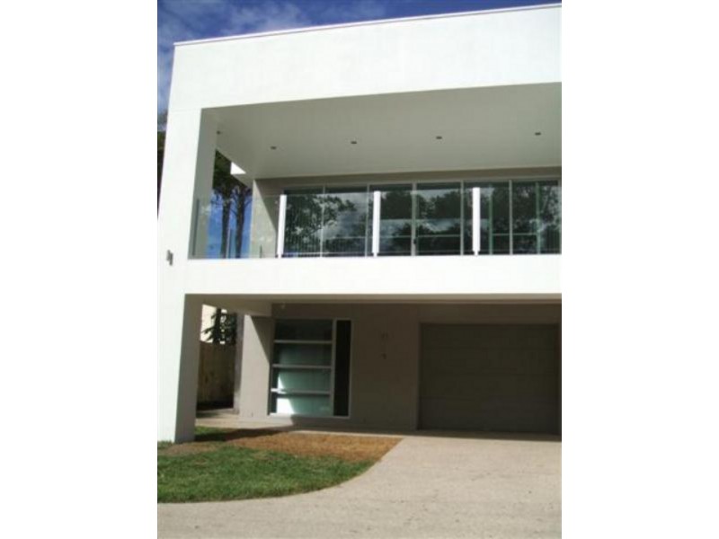 1/515 Esplanade, Urangan QLD 4655