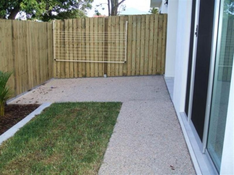 1/515 Esplanade, Urangan QLD 4655