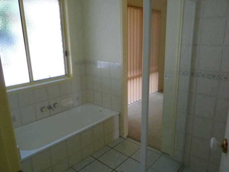 39 Merlin Drive, Urangan QLD 4655