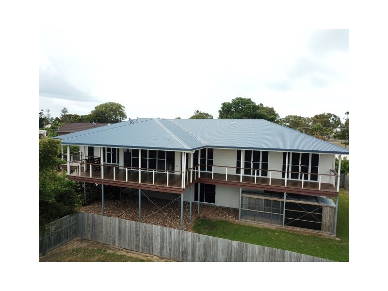 1A Bell Street, Point Vernon QLD 4655