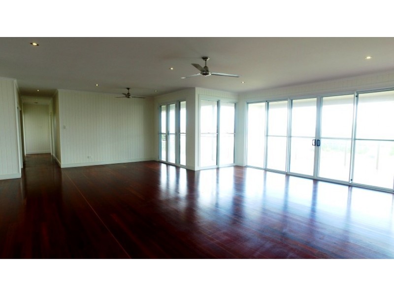 1A Bell Street, Point Vernon QLD 4655