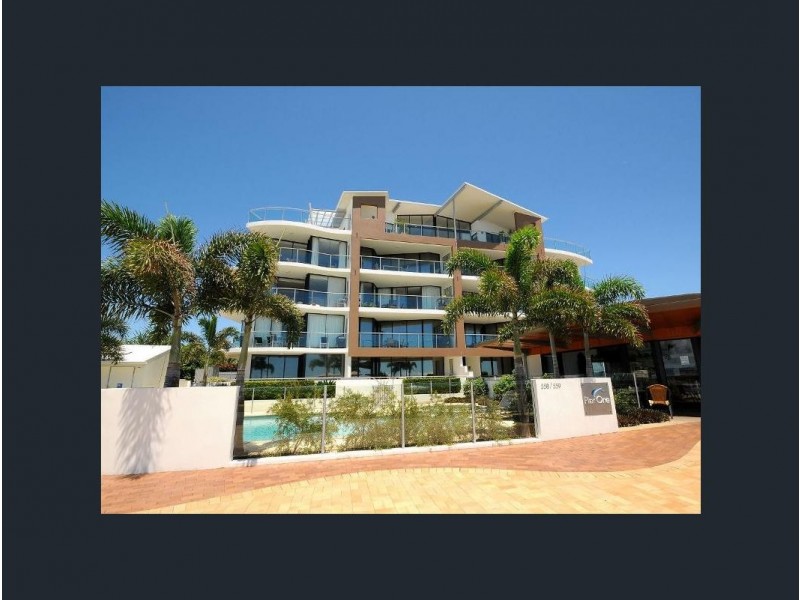 14/558 Charlton Esplanade, Urangan QLD 4655