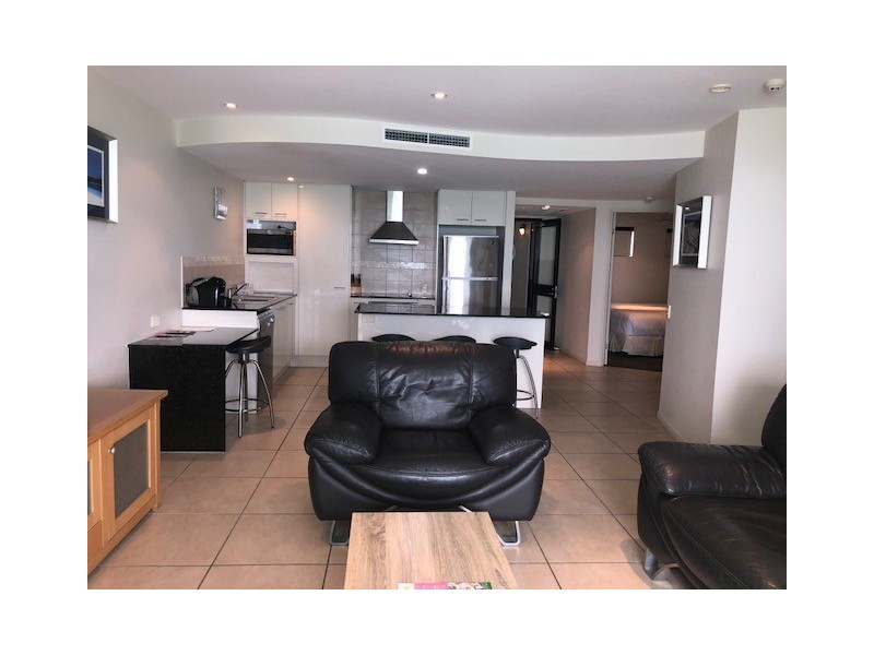 14/558 Charlton Esplanade, Urangan QLD 4655