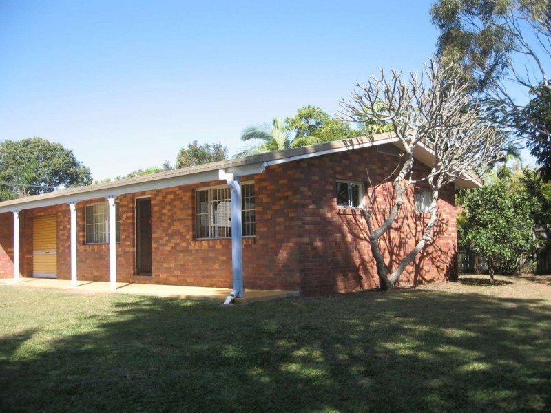 2 / 5 Marr Street, Point Vernon QLD 4655
