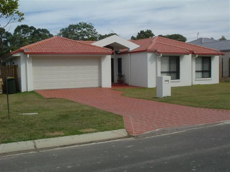 7 Trill Court, Urangan QLD 4655