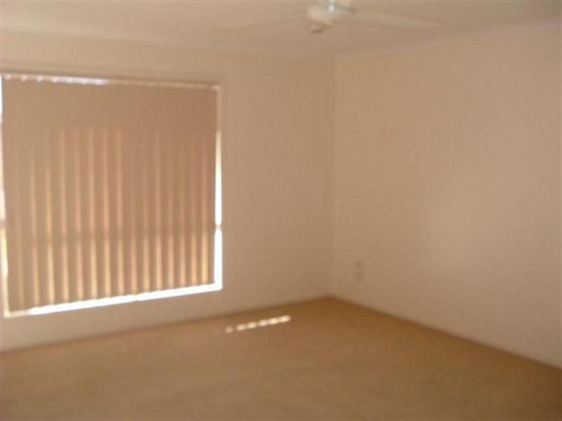 1/202 Dayman Street, Urangan QLD 4655