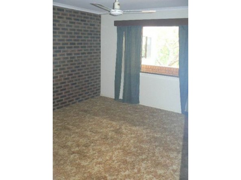 3/6 Witt, Torquay QLD 4655