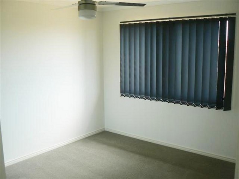 11 Lockerbie, Kawungan QLD 4655