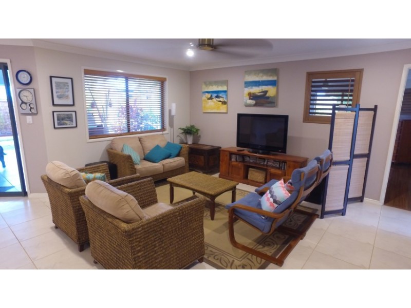 11 Eagle Beach Parade, Dundowran Beach QLD 4655