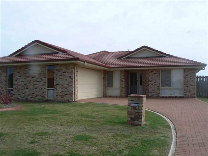 16 Durham Court, Kawungan QLD 4655
