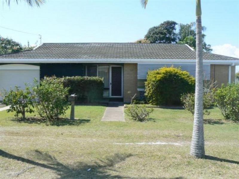 64 Bideford Street, Torquay QLD 4655