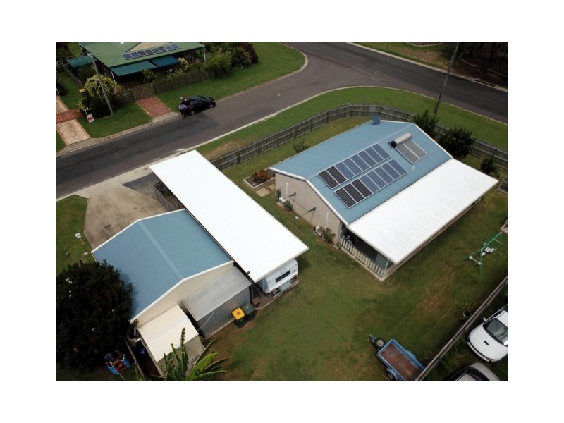 2 Harselaar Drive, Point Vernon QLD 4655