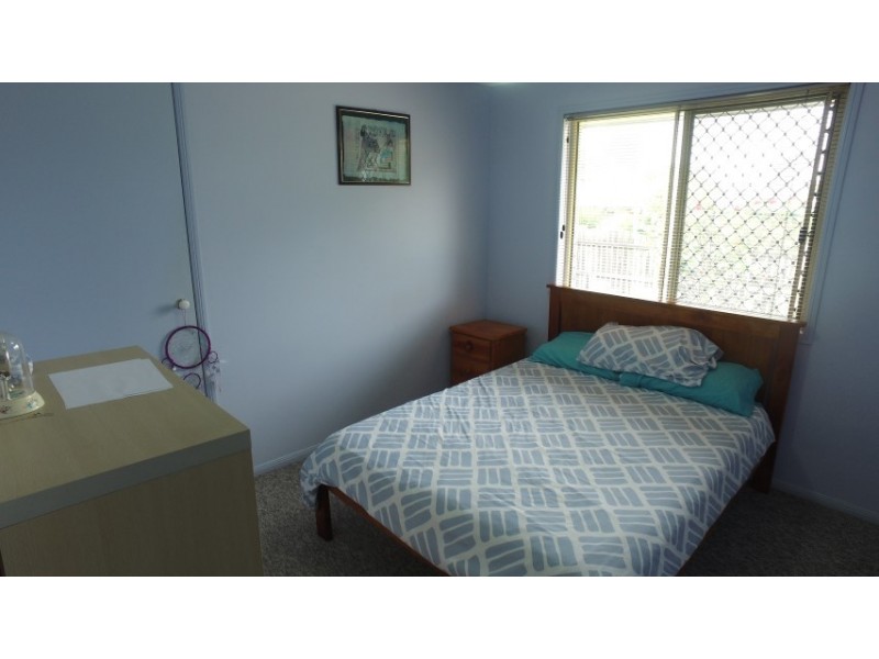 2 Harselaar Drive, Point Vernon QLD 4655