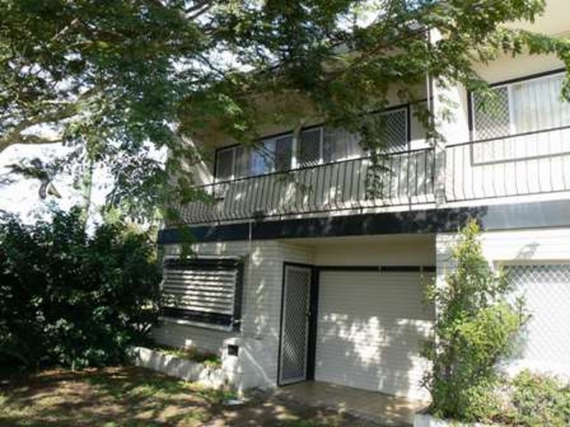 1/5 McKean, Scarness QLD 4655